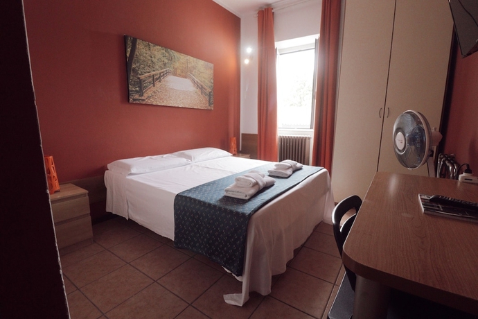 Imagen de la habitación del Hotel Pontenuovo. Foto 1