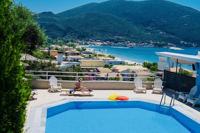 Imagen de la piscina del Hotel Ponti Beach. Foto 20