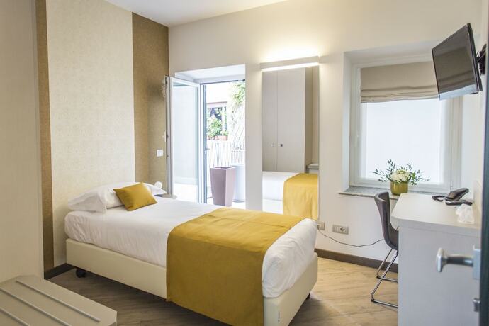 Imagen de la habitación del Hotel Ponti. Foto 14