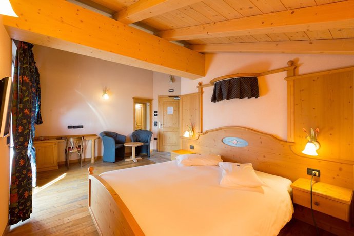 Imagen de la habitación del Hotel Pontiglia. Foto 2
