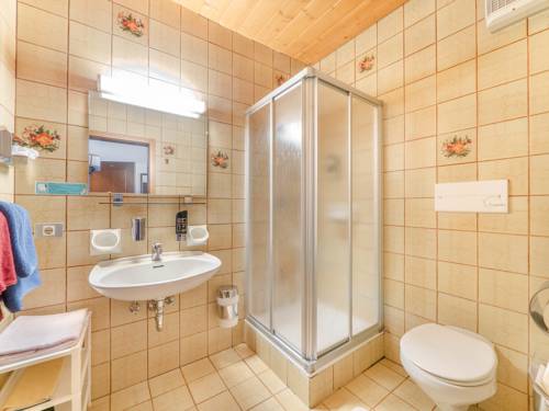 Imagen de la habitación del Hotel Pontives. Foto 3