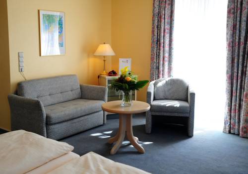 Imagen de la habitación del Hotel Pontivy. Foto 7
