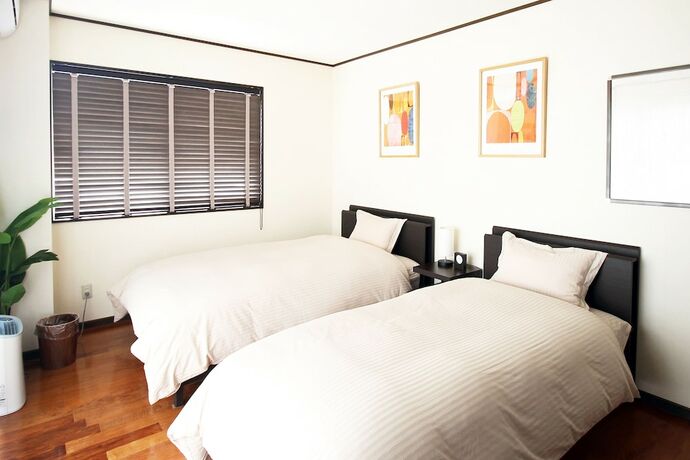 Imagen general del Hotel Pontoon. Foto 4