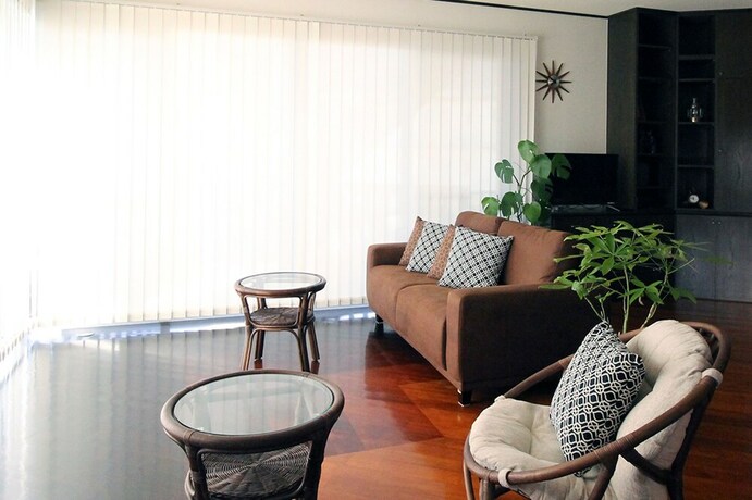 Imagen de la habitación del Hotel Pontoon. Foto 37