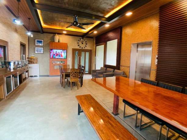 Imagen de los interiores del Hotel Pony TopView. Foto 20