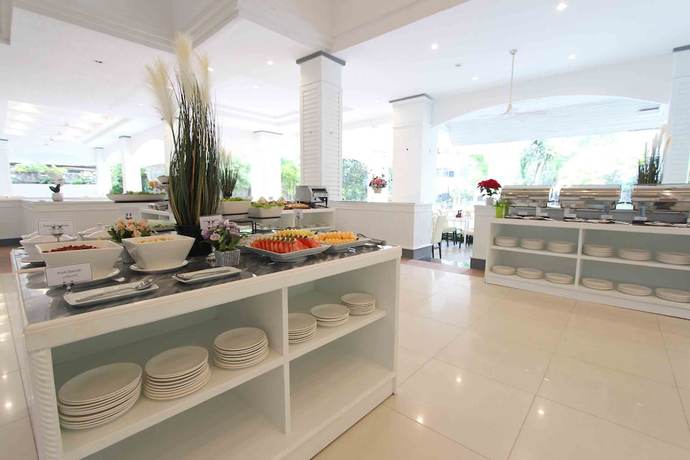 Imagen del bar/restaurante del Hotel Pooh Beach Resort and Spa. Foto 6
