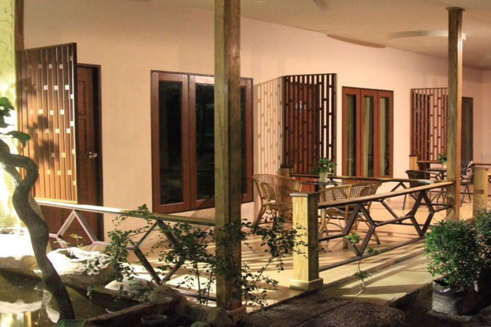Imagen de la habitación del Hotel Poohbar Resort and Lotusdive. Foto 4