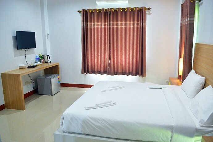 Imagen general del Hotel Pool House Lanska. Foto 6