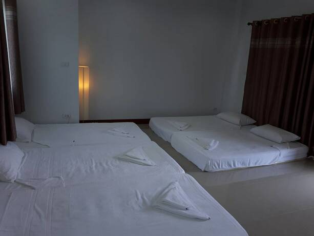 Imagen general del Hotel Pool House Lanska. Foto 9