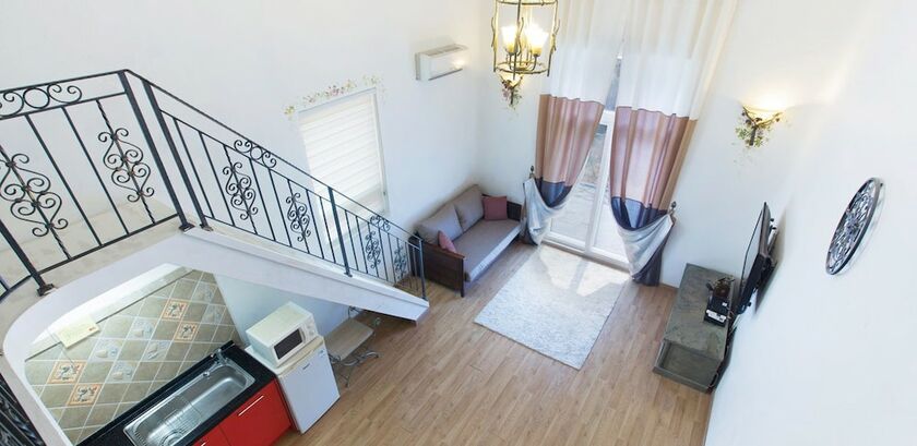 Imagen de la habitación del Hotel Pool Villa Linderburg. Foto 15