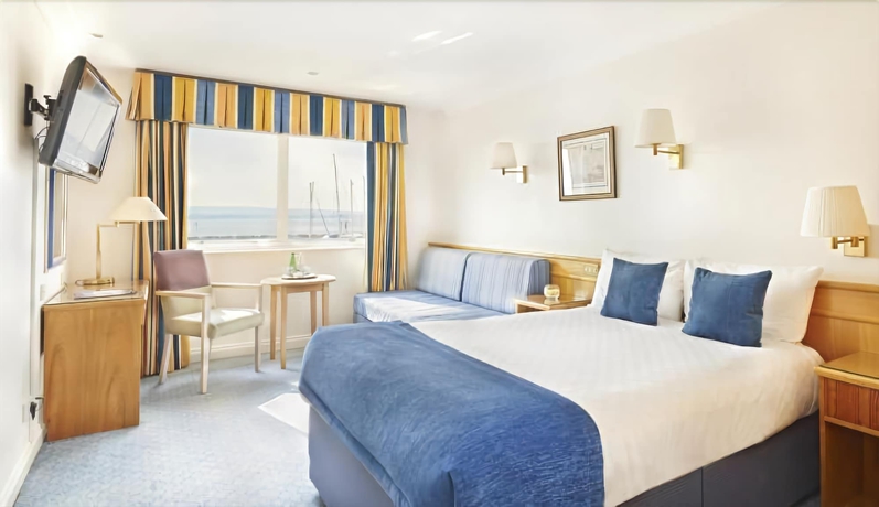 Imagen de la habitación del Hotel Poole Quay. Foto 14