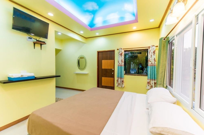 Imagen de la habitación del Hotel Poomvarin Resort. Foto 10