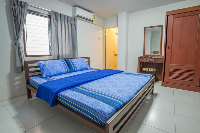 Imagen de la habitación del Hotel Poon Sook Apartment. Foto 8