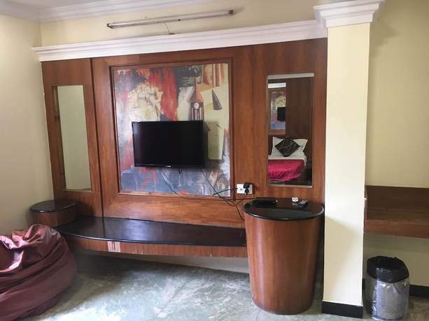 Imagen de la habitación del Hotel Poonam. Foto 12
