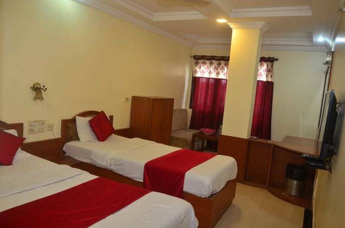 Imagen de la habitación del Hotel Poonam. Foto 13