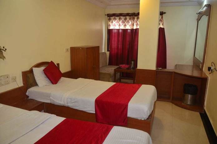 Imagen de la habitación del Hotel Poonam. Foto 18