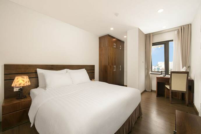 Imagen de la habitación del Hotel Poonsa Duy Tan and Serviced Apartment. Foto 22