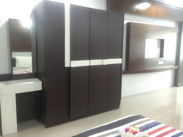 Imagen de los interiores del Hotel Poonsap Apartment. Foto 12