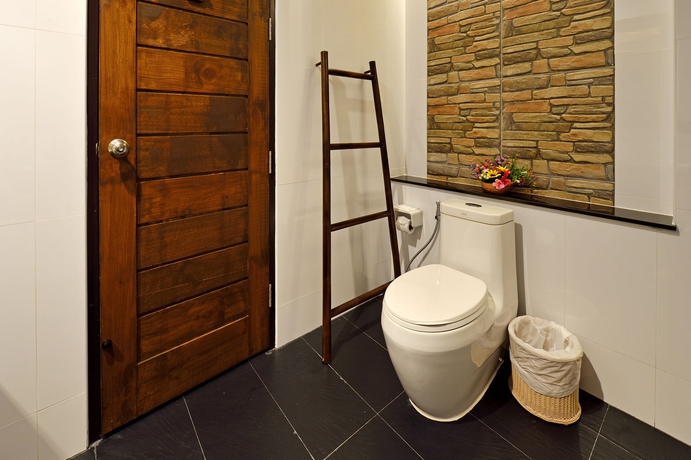 Imagen de la habitación del Hotel Poonsiri Resort. Foto 4