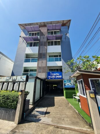 Imagen general del Hotel Poonsuk Place. Foto 12