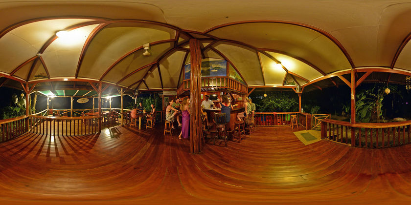 Imagen de la habitación del Hotel Poor Man's Paradise. Foto 9