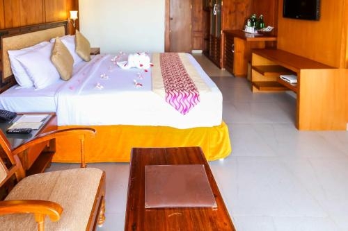 Imagen general del Hotel Poovar Island Resort. Foto 4