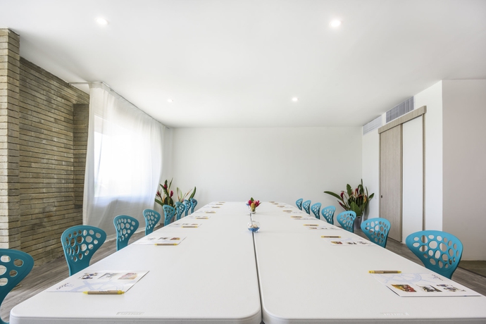 Imagen de los interiores del Hotel Pop Art Clc Mamonal Cartagena. Foto 15