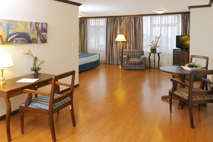 Imagen de los interiores del Hotel Pop Art Las Colinas Manizales. Foto 5