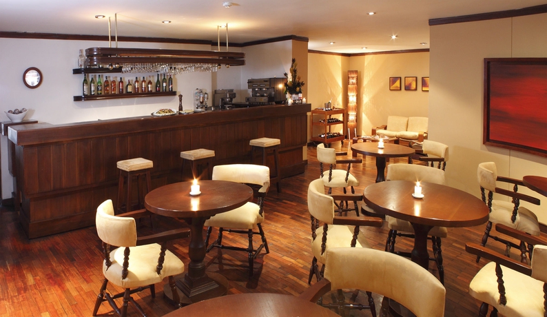 Imagen del bar/restaurante del Hotel Pop Art Las Colinas Manizales. Foto 1