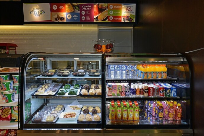 Imagen del bar/restaurante del Hotel Pop! Banjarmasin. Foto 19