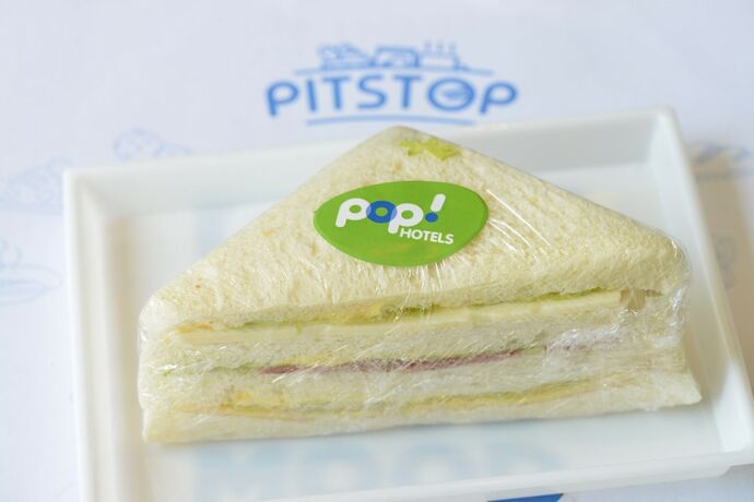 Imagen del bar/restaurante del Hotel Pop! Banjarmasin. Foto 22