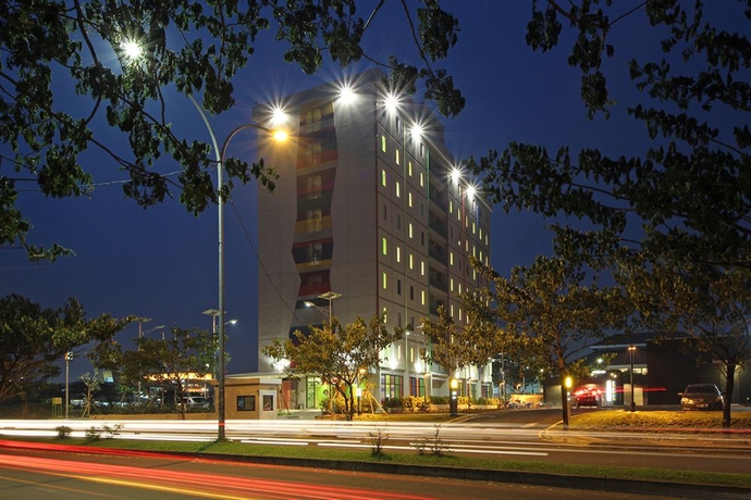 Imagen general del Hotel Pop! Bsd Jakarta. Foto 3