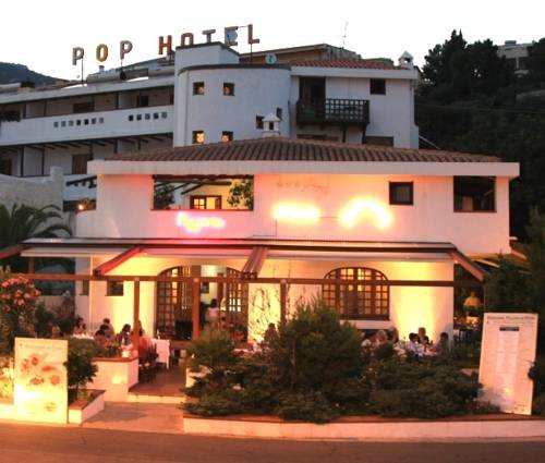 Imagen de la habitación del Hotel Pop. Foto 2