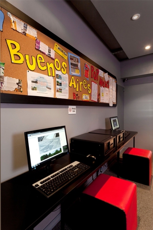 Imagen de los interiores del Hotel Pop. Foto 11