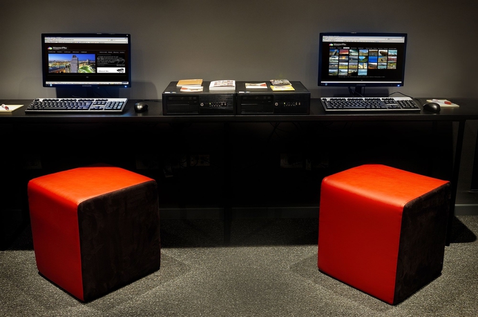 Imagen de los interiores del Hotel Pop. Foto 13