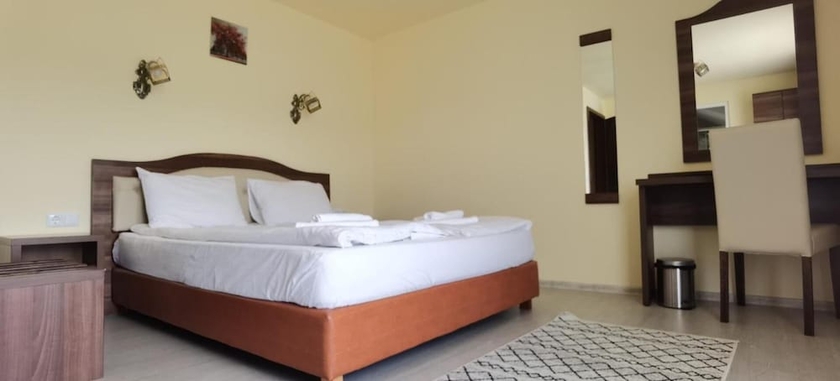 Imagen de la habitación del Hotel Popasul Montan. Foto 13