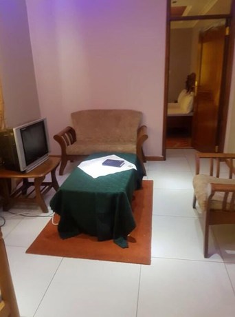 Imagen de los interiores del Hotel Pope Paul V1 Memorial. Foto 20