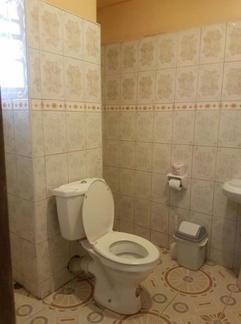 Imagen de la habitación del Hotel Pope Paul V1 Memorial. Foto 17