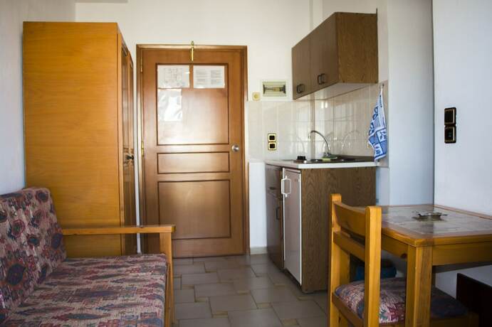 Imagen de la habitación del Hotel Popi. Foto 19