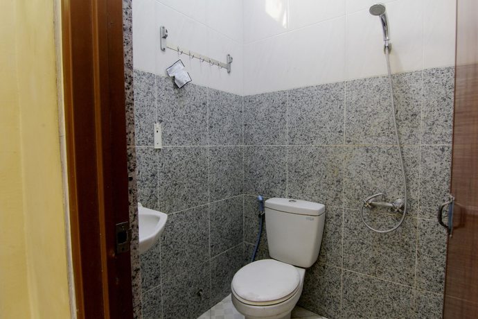 Imagen de la habitación del Hotel Popi Pondok Pisang. Foto 4