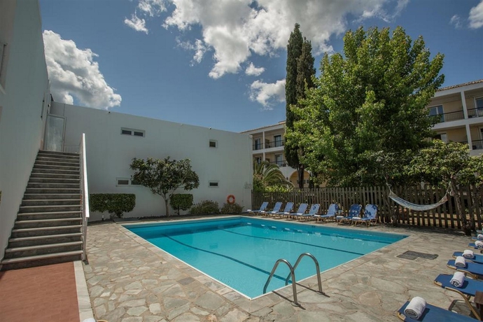 Imagen general del Hotel Popi Star. Foto 11