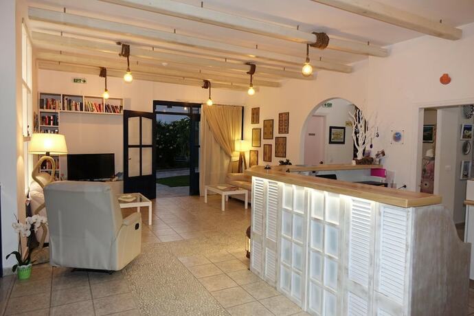 Imagen general del Hotel Popi Studios, K&aacute;rpatos. Foto 11