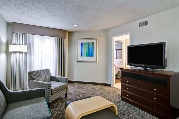 Imagen de los interiores del Hotel Poplar Inn and Suites. Foto 11