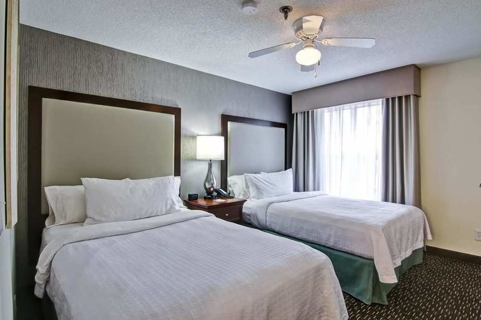 Imagen de la habitación del Hotel Poplar Inn and Suites. Foto 2
