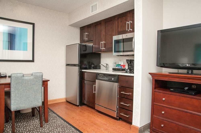 Imagen de la habitación del Hotel Poplar Inn and Suites. Foto 4