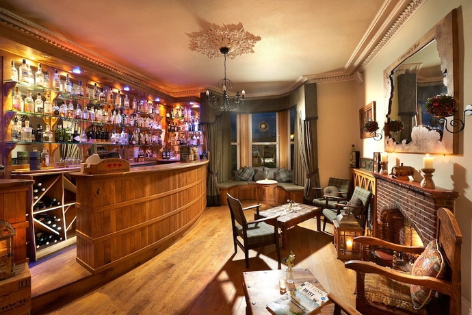 Imagen del bar/restaurante del Hotel Poppies, Callander . Foto 6