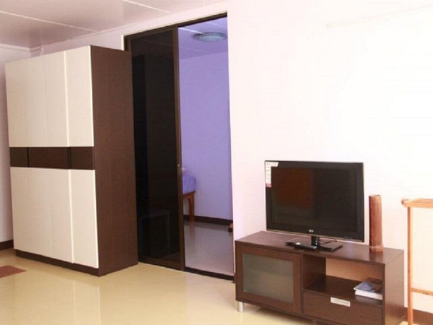 Imagen de la habitación del Hotel Poppular Palace Don Mueang Bangkok, Don Mueang. Foto 12