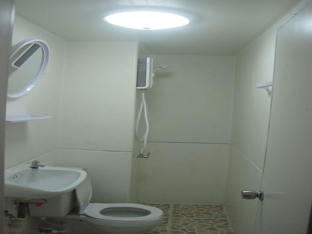 Imagen de la habitación del Hotel Poppular Palace Don Mueang Bangkok, Don Mueang. Foto 16