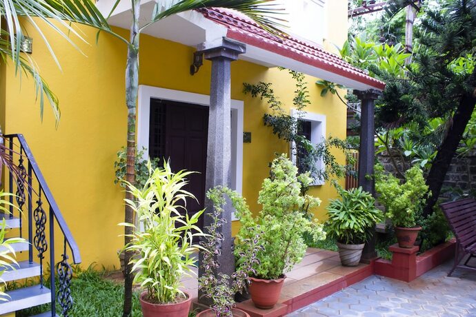 Imagen general del Hotel Poppys Olive De Villa. Foto 10