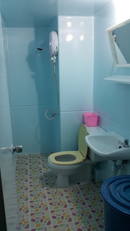 Imagen de la habitación del Hotel Popular Condo Muangthong Thani. Foto 16